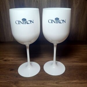 Cintron White Acrylic Champagne Glass Wine Glasses Barware